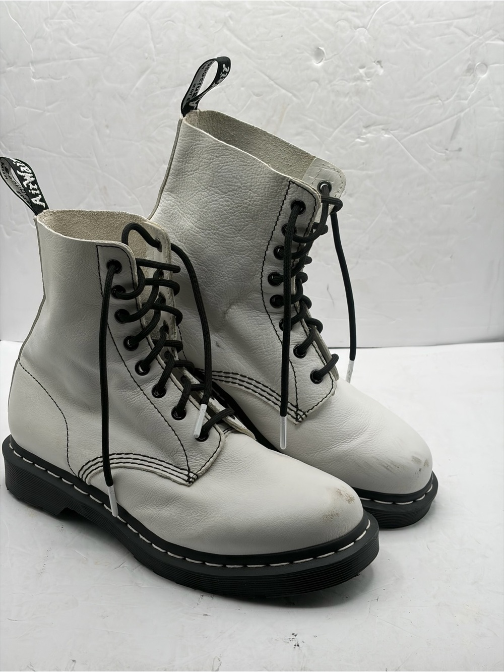 Dr Martens 1460 Pascal White Boots size Women’s 10 Air Wair